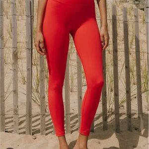 Daily Drills Go! Drills leggings in Heart size Small